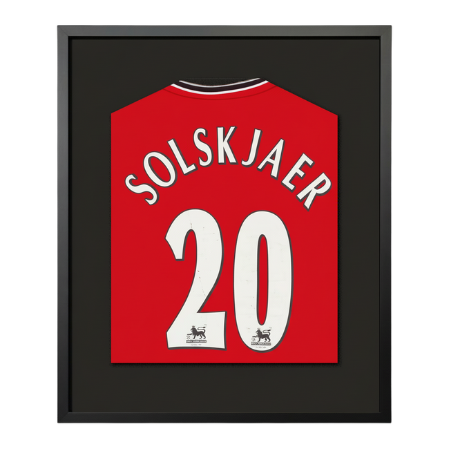 ECO-Sportive Sade Zeminli Minimal Forma Çerçeve Uygulaması Hover Image